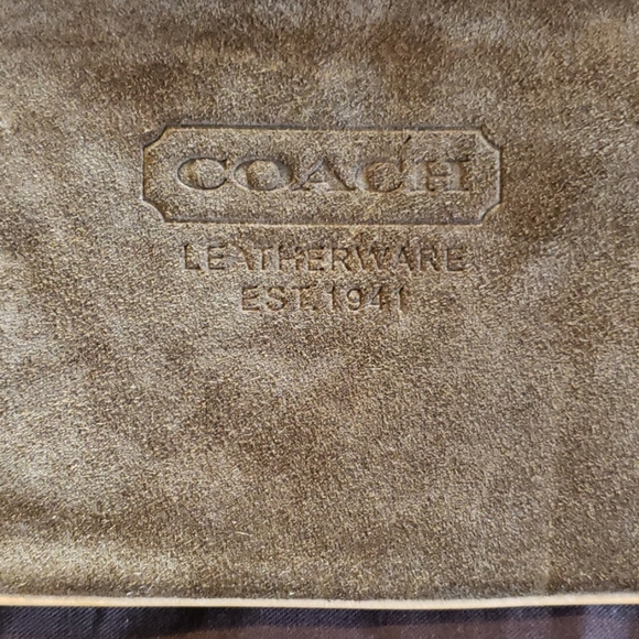 Coach wristlet - Picture 4 of 4